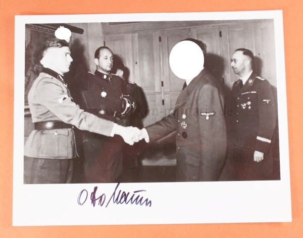 Fotoportrait Otto Baum (SS-Oberführer) mit eigh. Unterschrift und Heinz Harmel (SS-Brigadeführer)