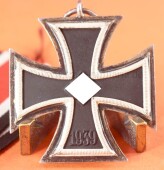 Eisernes Kreuz 2.Klasse 1939 (Juncker) am Band - STONE...