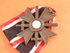 Kriegsverdienstkreuz 2.Klasse 1939 mit Schwertern am Band