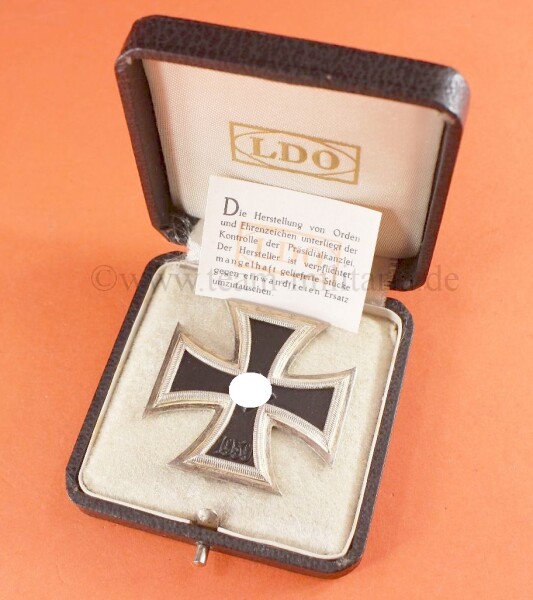 Eisernes Kreuz 1.Klasse 1939 (L/56) im LDO Etui mit Prüfzettel - STONE MINT CONDITION