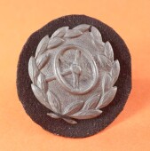Kraftfahrbew&auml;hrungsabzeichen in Bronze auf schwarzem...