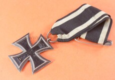 Eisernes Kreuz 2.Klasse 1914 am langen Band