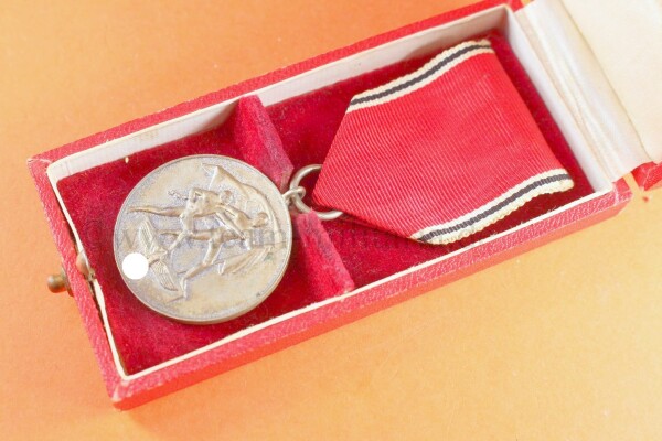 Anschluss Medaille 1.März 1938 Österreich im Etui -