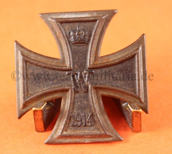 Eisernes Kreuz 1.Klasse 1914 als Auflage / hohl Prägung