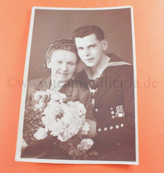 Hochzeitsfoto Matrose Kriegsmarine Eisernes Kreuz an Einzelspange EKII Spange - März 1942