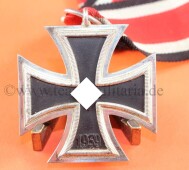 Eisernes Kreuz 2.Klasse 1939 (100) am Band - TOP CONDITION