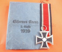 Eisernes Kreuz 2.Klasse 1939 (13) mit T&uuml;te und Band...
