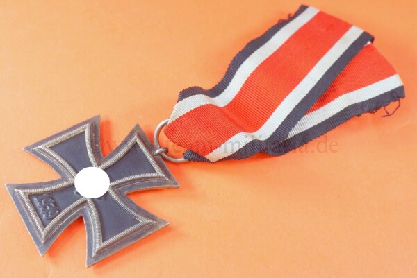 Eisernes Kreuz 2.Klasse 1939 (60) mit Band und Polster - SELTEN