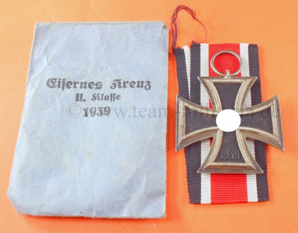Eisernes Kreuz 2.Klasse 1939 (27) mit Band und Tüte
