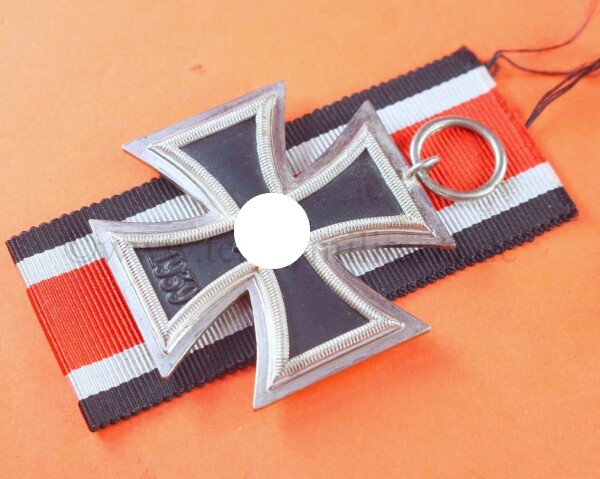 Eisernes Kreuz 2.Klasse 1939 am Band (120 )Österreich