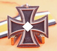 Eisernes Kreuz 2.Klasse 1939 (24) mit orangefarbigen Band