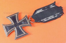 Eisernes Kreuz 2.Klasse 1914 (LV) mit Band - SEHR SELTEN