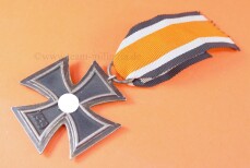 Eisernes Kreuz 2.Klasse 1939 (4) am orangefarbigen Band