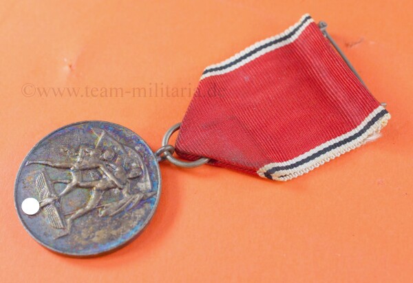 Medaille 13. März 1938 Österreich am Band -Anschlussmedaille