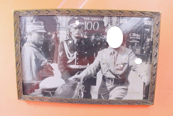 Foto NS-Größen Adolf Hitler, Hermann Göring und SS-Führer im Schmuckrahmen (Müllheim)