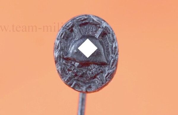 Miniatur zum Verwundetenabzeichen in Schwarz (9mm)