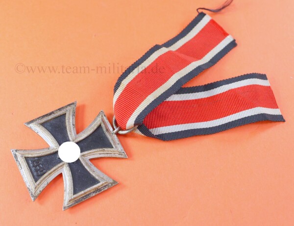Eisernes Kreuz 2.Klasse 1939 (13) am Band