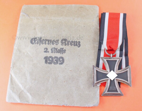 Eisernes Kreuz 2.Klasse 1939 (138) am Band mit Tüte - SELTEN
