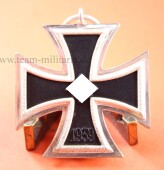 Eisernes Kreuz 2.Klasse 1939 (100) am Band - STONE MINT...