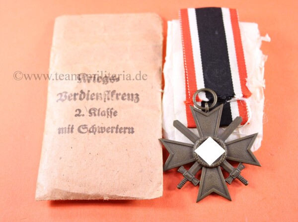 Kriegsverdienstkreuz 2. Klasse 1939 mti Schwertern am Band (127) und Tüte