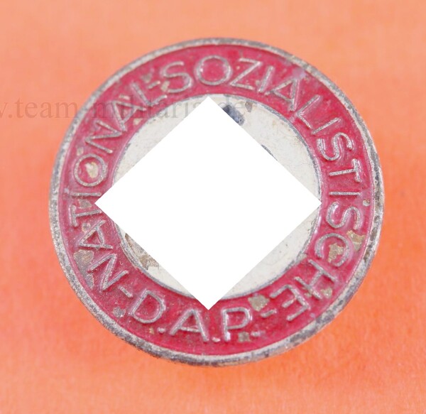 NSDAP Parteiabzeichen Mitgliedsabzeichen (M1/120) Knopflochversion