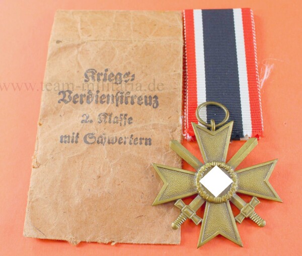 Kriegsverdienstkreuz 2.Klasse 1939 mit Schwertern (6) am Band mit Tüte