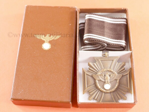 Dienstauszeichnung der NSDAP in Bronze (19) im Etui (M1/120) - MINT CONDITION