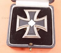 Eisernes Kreuz 1.Klasse 1939 an Schraubscheibe (L/50) im...