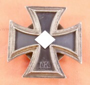 Eisernes Kreuz 1.Klasse 1939 (L/58 ) an Schraubscheibe