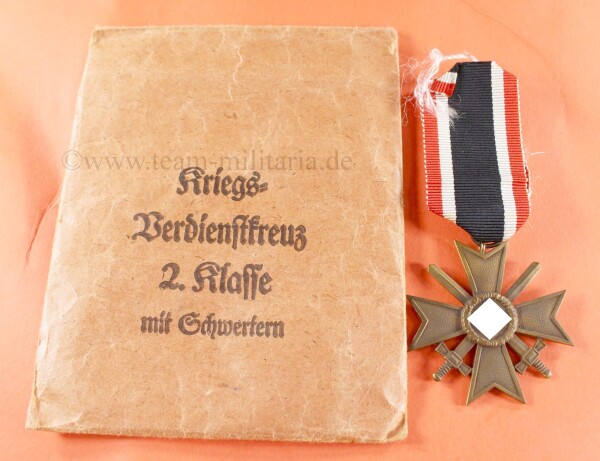 Kriegsverdienstkreuz 2.Klasse 1939 mit Schwertern mit Tüte (Deumer)