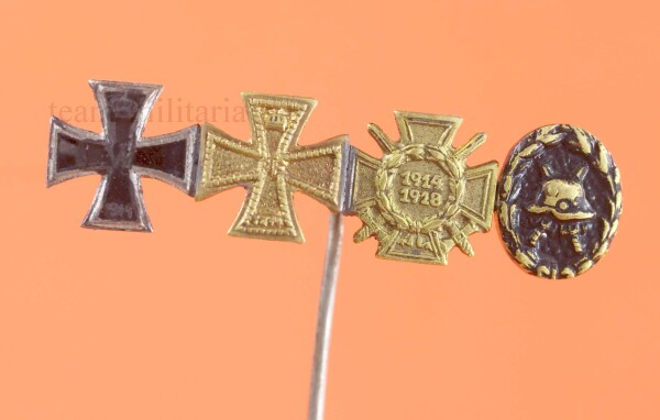 4-fach Miniatur EK1914, Mecklenburg Kriegsverdienstkreuz, FKEK und VWA in Schwarz 1914 - SELTEN