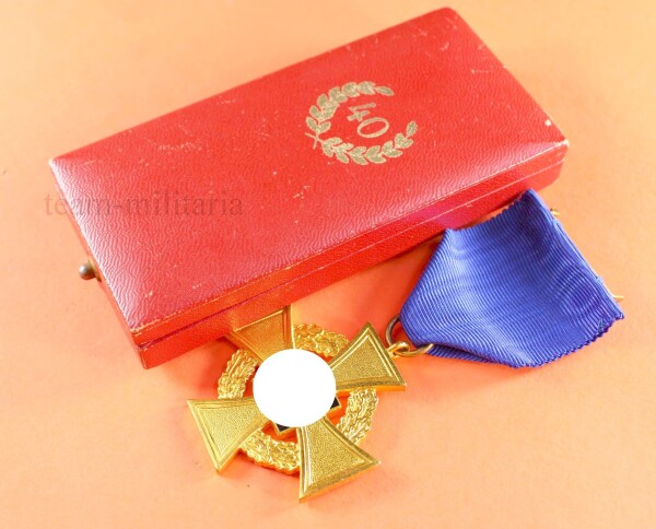 Treudienst-Ehrenzeichen in Gold für 40 Jahre im Etui - MINT CONDITION