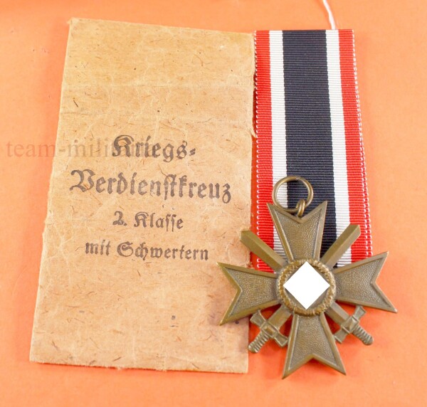 Kriegsverdienstkreuz 2.Klasse 1939 mit Schwertern und Verleihungstüte und langem Band