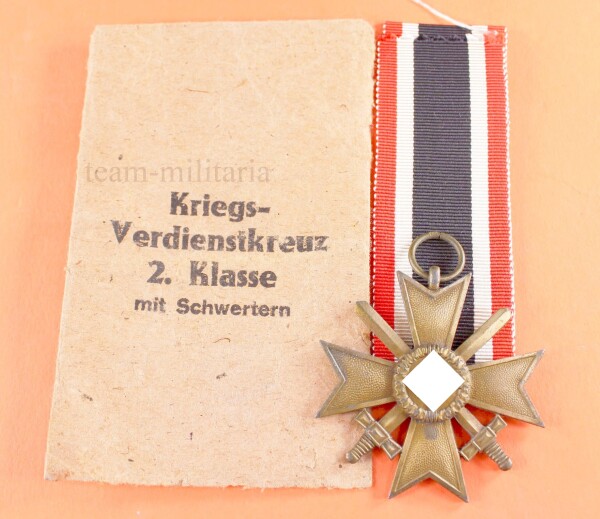 Kriegsverdienstkreuz 2.Klasse 1939 mit Schwertern (7) und Tüte -  SELTENES SET