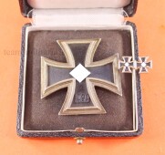Eisernes Kreuz 1.Klasse 1939 (26) im Etui mit Miniatur