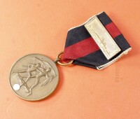 Medaille 1.Oktober Sudetenland mit Prager Burg am Trageband