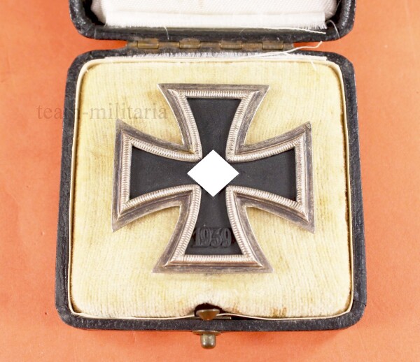 Eisernes Kreuz 1.Klasse 1939 im Etui (small 1 Deschler) - SEHR SELTEN