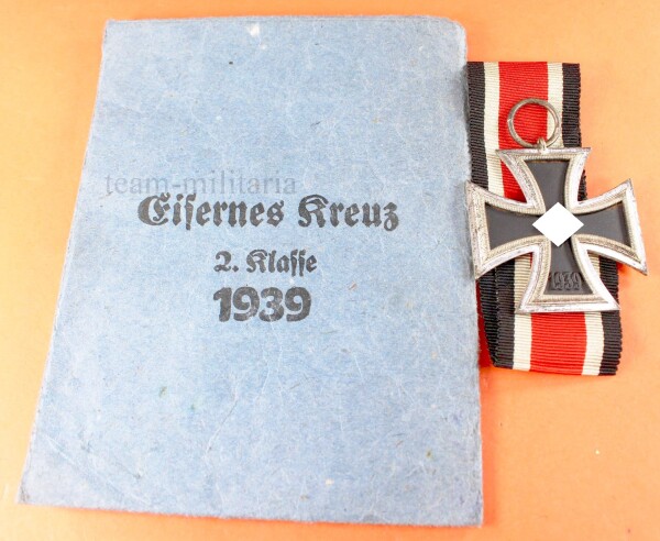 Eisernes Kreuz 2.Klasse 1939 (13) mit Tüte und Band - TOP CONDITION