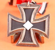 Eisernes Kreuz 2.Klasse 1939 (11) am Band