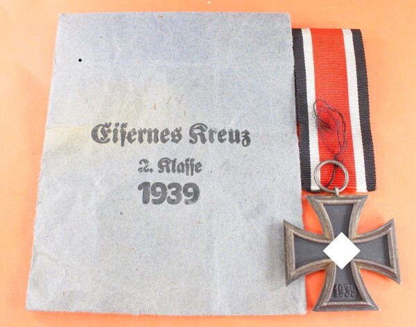 Eisernes Kreuz 2.Klasse 1939 (127 = Hausch) mit Tüte und Band - SELTEN